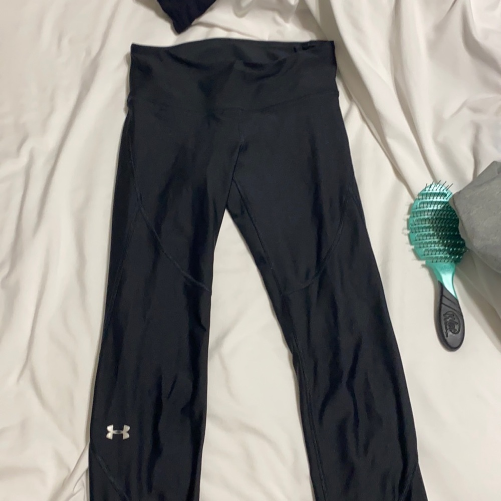 Women’s under armor detailed leggings